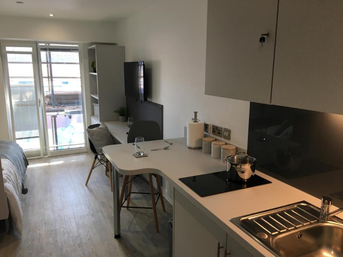 Modern Studios, Newcastle Under Lyme - Sk Extérieur photo