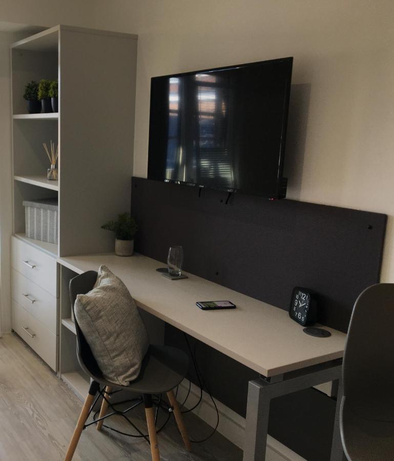 Modern Studios, Newcastle Under Lyme - Sk Extérieur photo